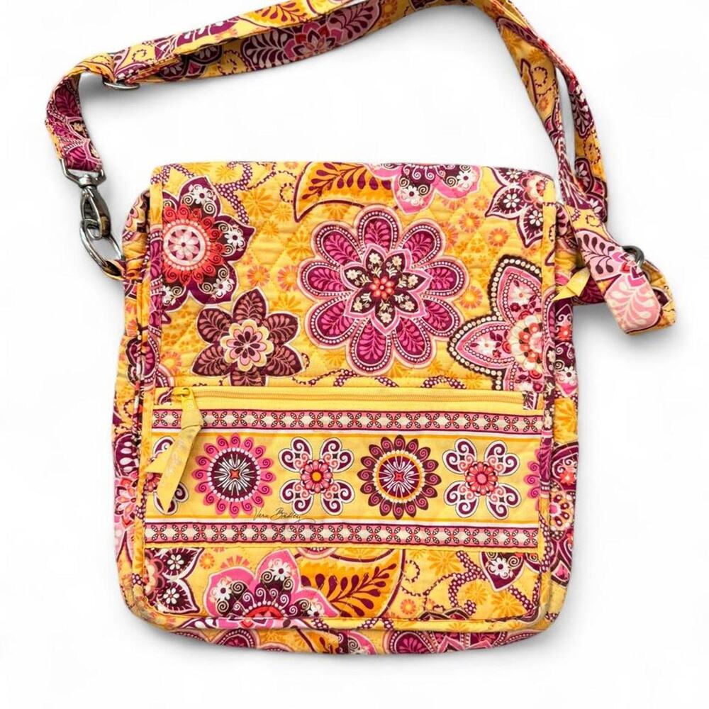 VTG  2009 VERA BRADLEY “BALI GOLD”QUILTED MAILBAG CROSSBODY PURSE